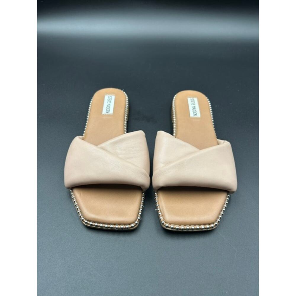 Sqaure Toe Nude Tan Padded Steve Madden Crossover Slide Sandals Stud Trim Sz 8.5